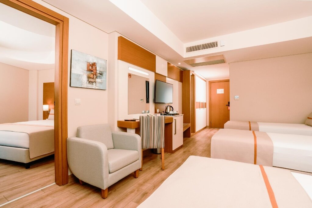 Aile Odası – Deniz Manzaralı